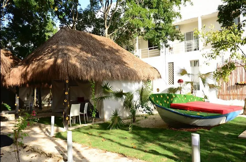 Itaka Glamping Cabana, Loft & Apartment Hotel Playa del Carmen 0*,  Mexikó