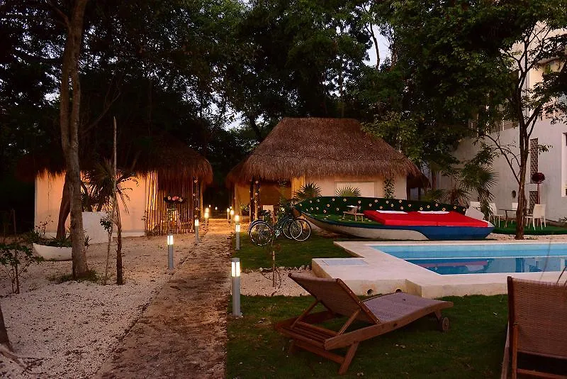 Itaka Glamping Cabana, Loft & Apartment Hotel Playa del Carmen Mexikó